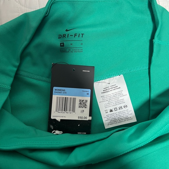 Women’s Nike One Rainbow Ladder 7” Performance Shorts DA0887-370 - Picture 4 of 6